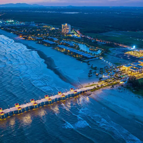 Cầu Ngắm Biển Hamptons Pier