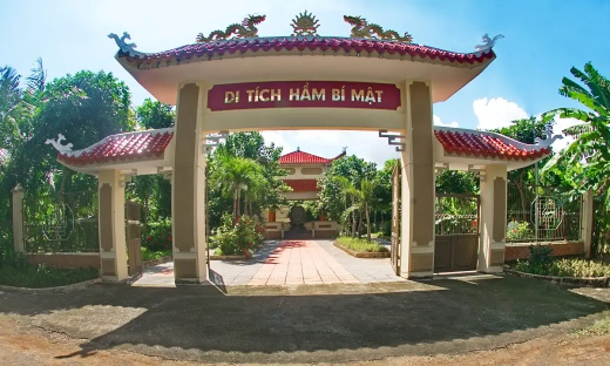 di-tich-lich-su-ham-bi-mat-nguyen-thi-dep.jpeg